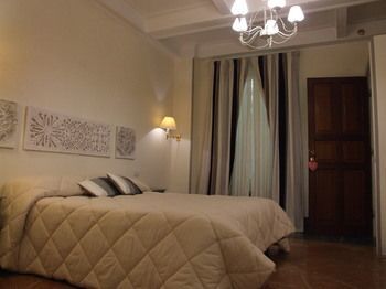 Domus Dea Couette-café